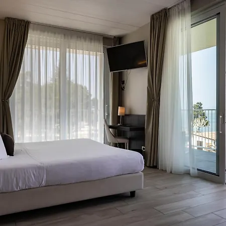 Vision Hotel 4*