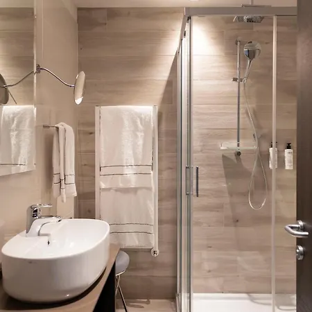 Vision 4* Peschiera del Garda