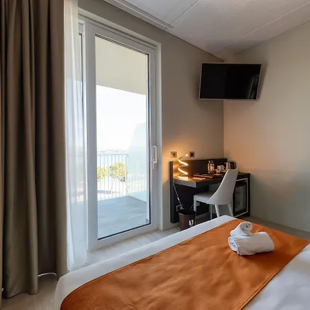 Vision 4* Peschiera del Garda